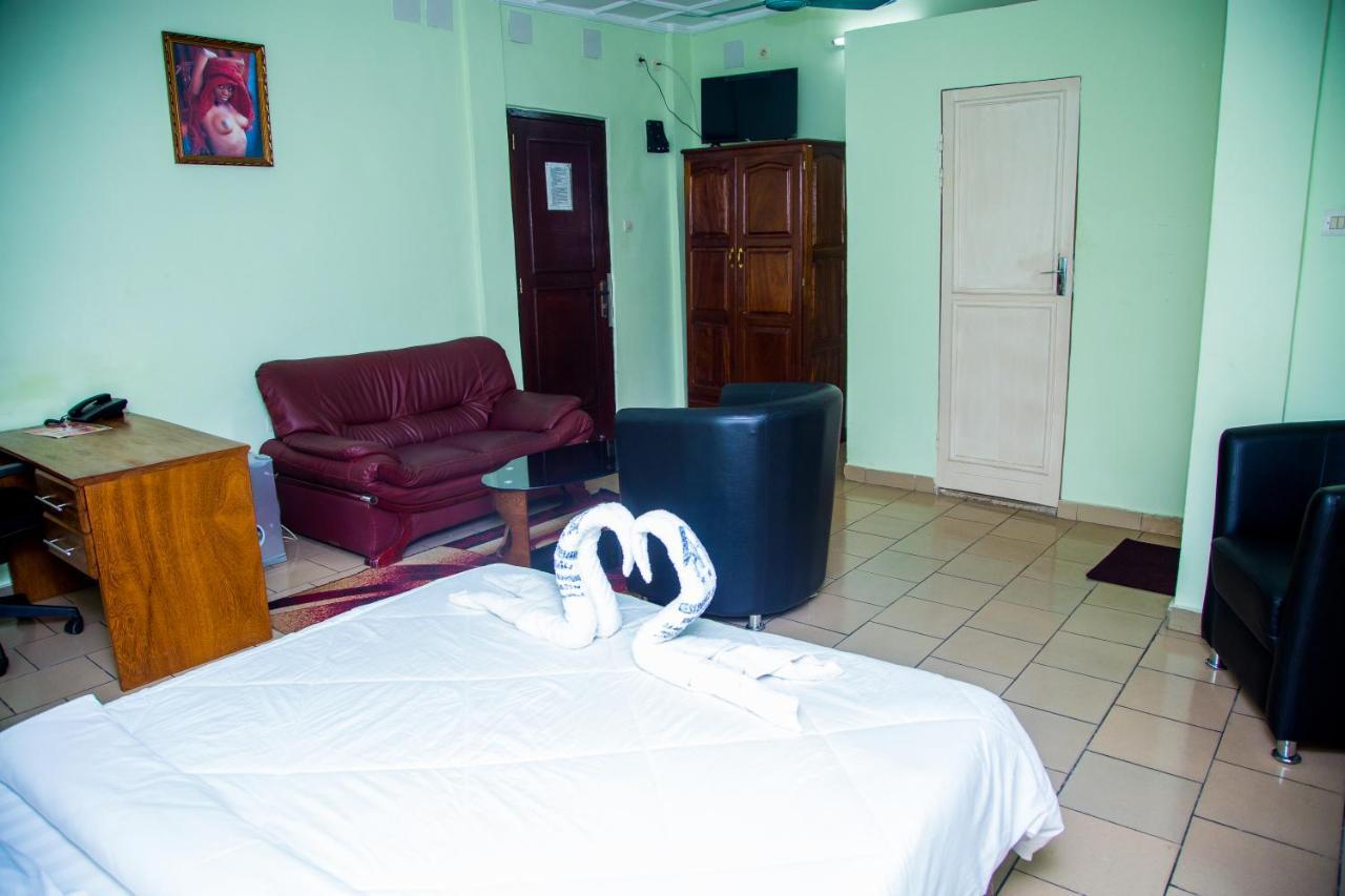 Residence Hoteliere De Moungali Brazzaville Eksteriør billede