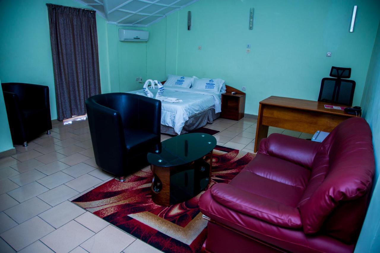 Residence Hoteliere De Moungali Brazzaville Eksteriør billede