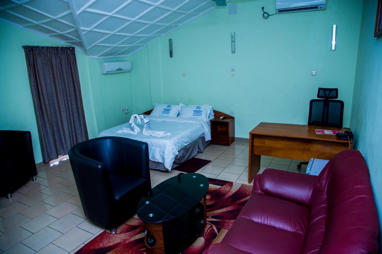 Residence Hoteliere De Moungali Brazzaville Eksteriør billede