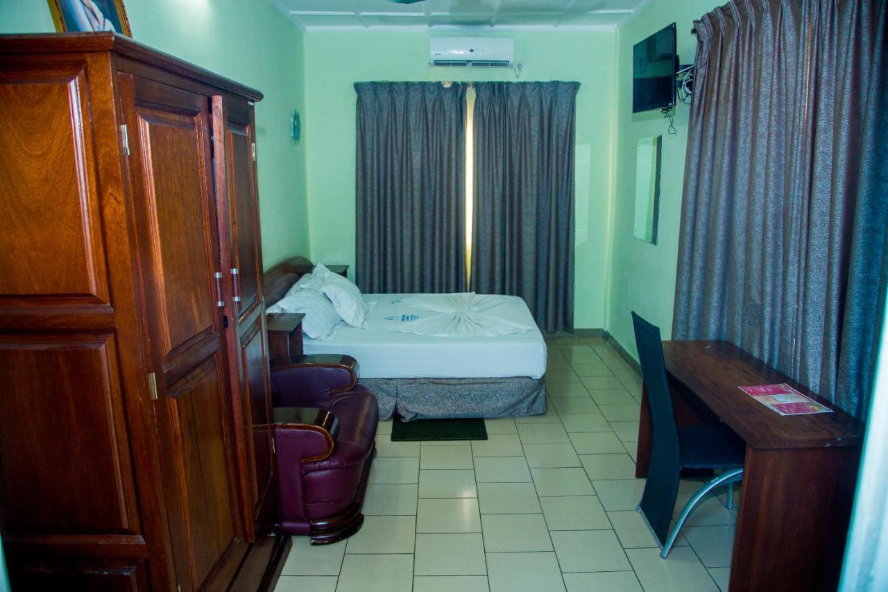 Residence Hoteliere De Moungali Brazzaville Eksteriør billede